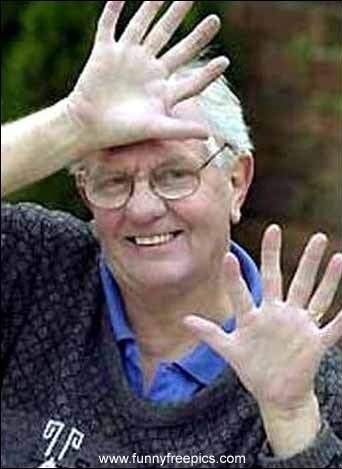 12_fingers.jpg