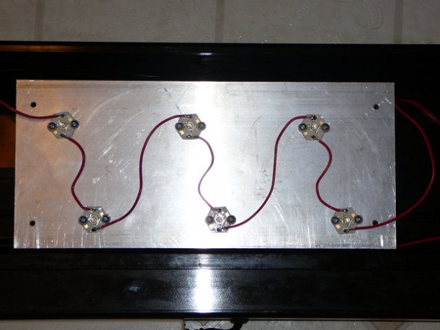 LED-heatsink.jpg LED-heatsink.jpg