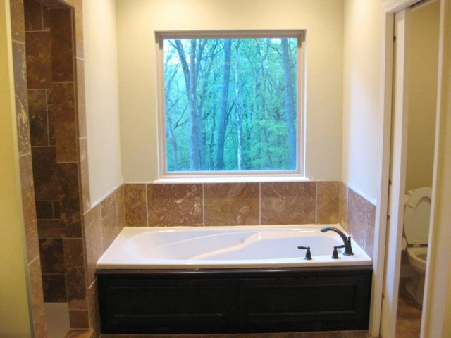 Master Bath.jpg