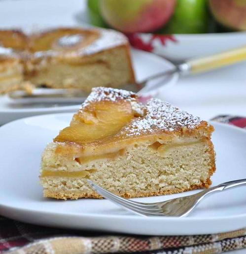 Apple-Upside-Down-Cake.jpg