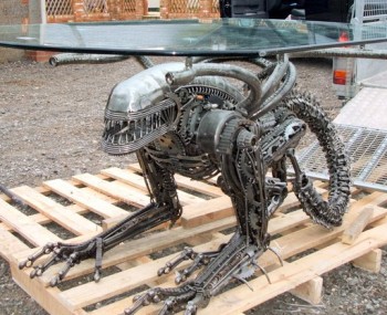 alien-furniture-3.jpg