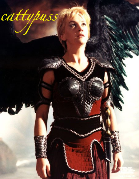 fallenangel-gabbysword-full-1.jpg