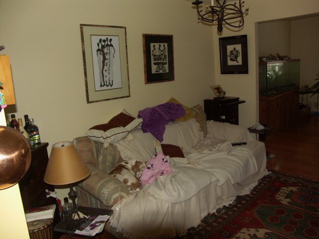 150g_ToBeInDiningRm_1.JPG
