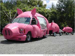 pigs_gal.jpg pigs_gal.jpg