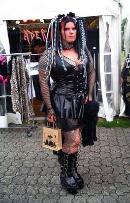 weird_womens_17.jpg