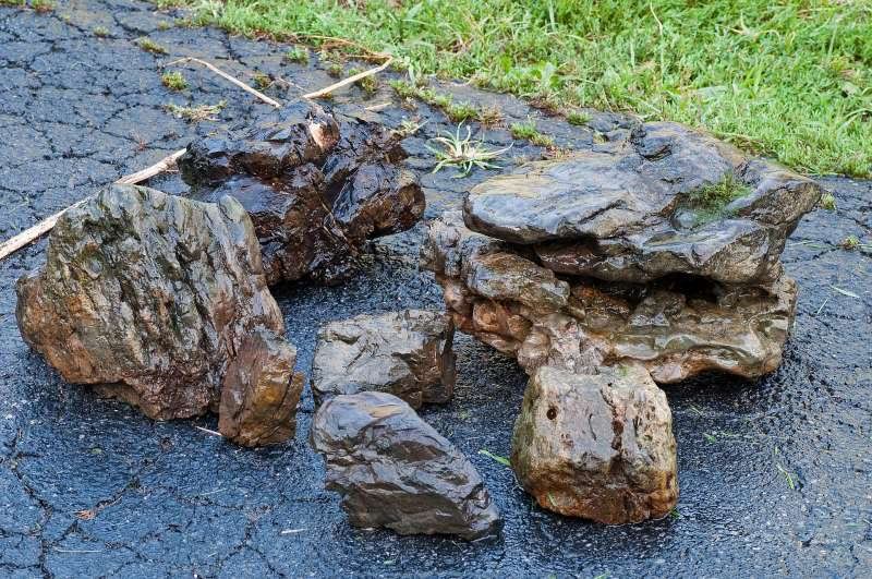 rock1.jpg