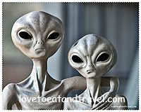 Alien_couple2_200x160.jpg