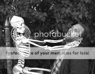 skeleton04.jpg