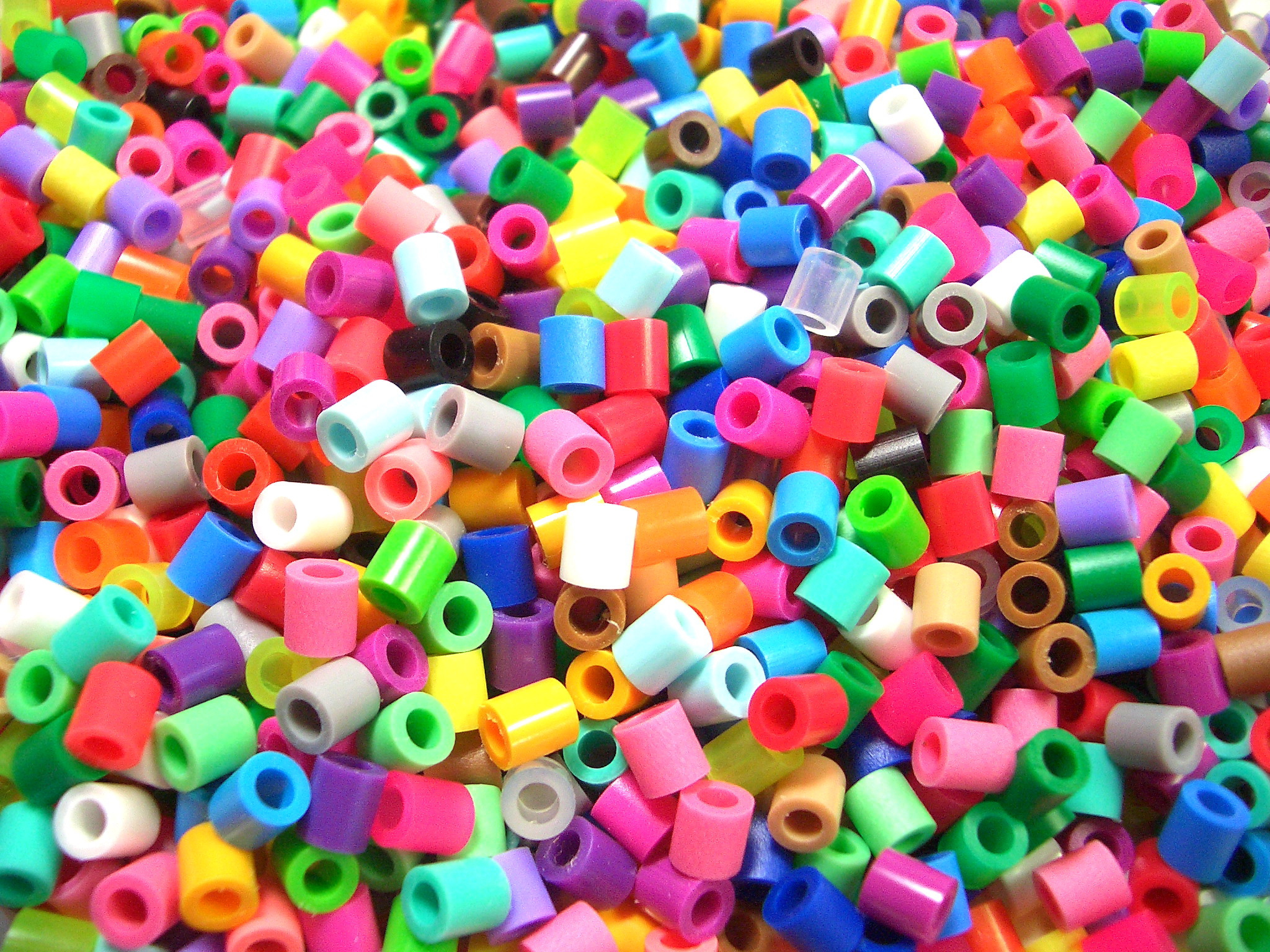 Plastic_beads2.jpg